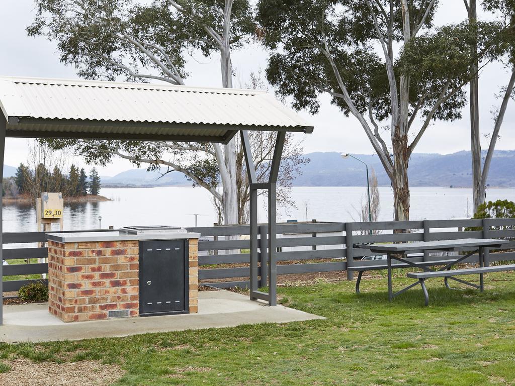 Nrma Jindabyne Holiday Park מראה חיצוני תמונה